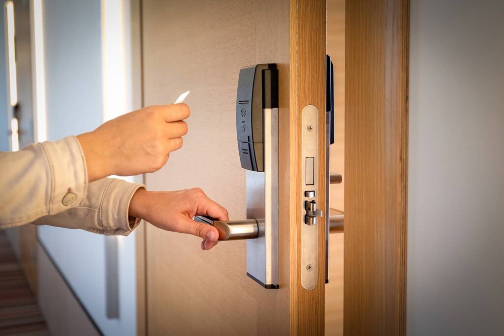 Commercial-Locksmith-Services-Los-Angeles